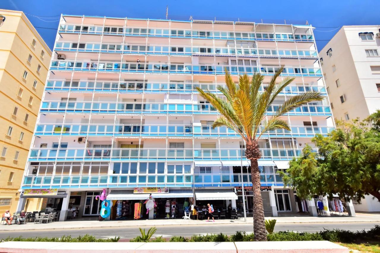 Gr Luxury First Line Apartament *